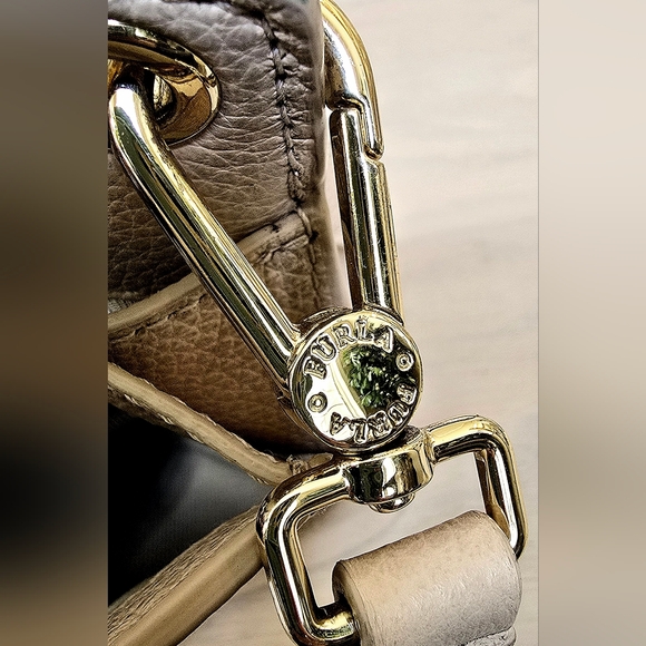 Furla Anna Small Leather Crossbody Bag - Picture 14 of 16